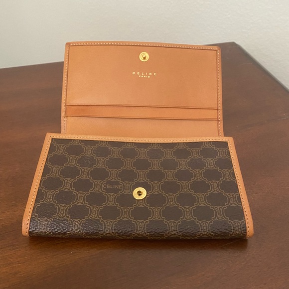 Celine Macadam Bifold Wallet - Picture 4 of 8